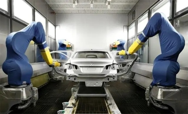 1-11月新能源汽車產(chǎn)銷市場占有率達25%